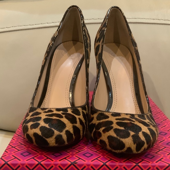 Tory Burch Wedge-Size 9 Wedge-Astoria, Never worn - Picture 3 of 9